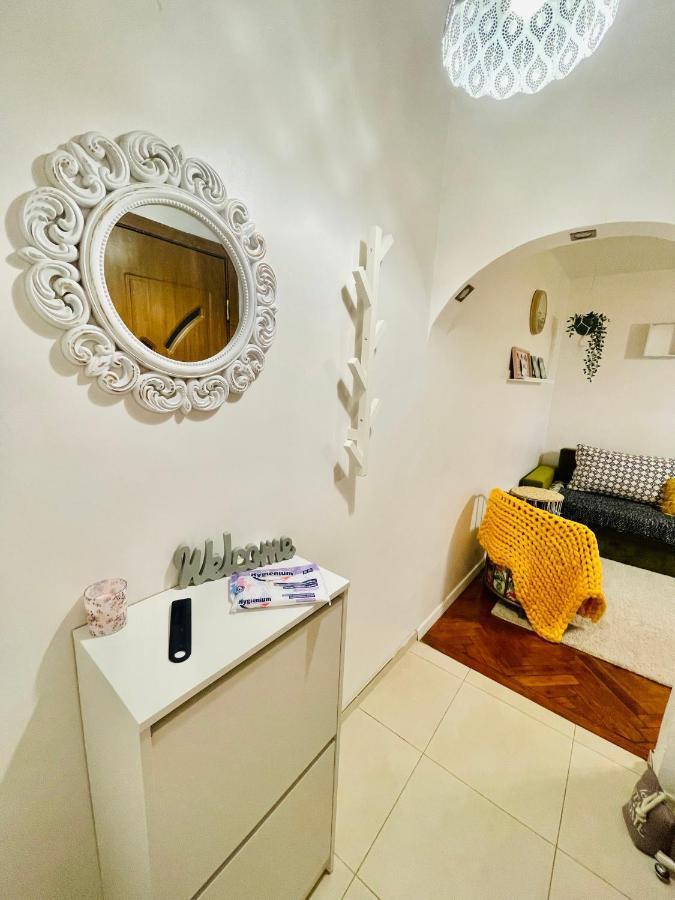 Modern Place To Stay-Self Check-In Nonstop 24H-Wifi Resita Exterior foto